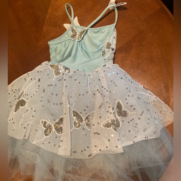 Dance costume (revolution dancewear) - Picture 2 of 3